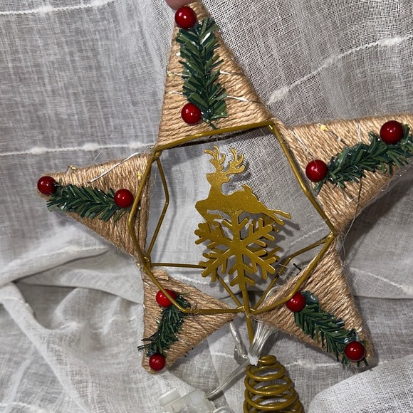 Lotus Hills Christmas Star 9" Tree Topper Lights Rustic Deer Holly Snowflake NWT - Picture 5 of 12